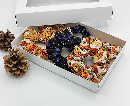 Ozdoby do vlasov - Halloweenska darčeková sada I - 6 scrunchies - 17796684_