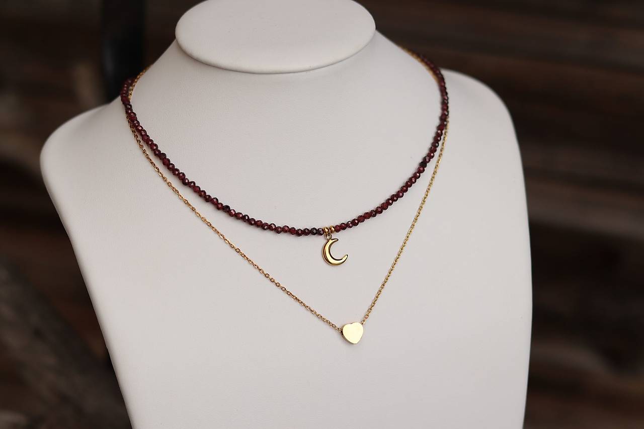 Náhrdelník granát