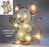 Svietidlá - Detská drevená LED lampa Myška - 17797079_