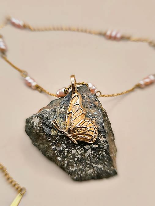 Náhrdelník motýlí sen