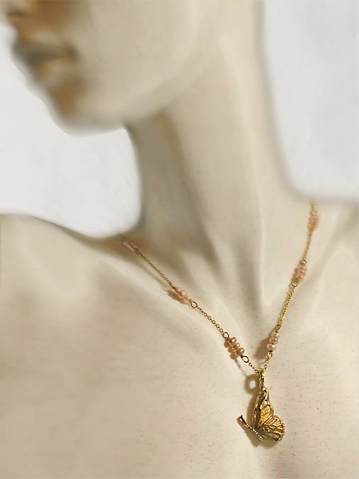 Náhrdelník motýlí sen