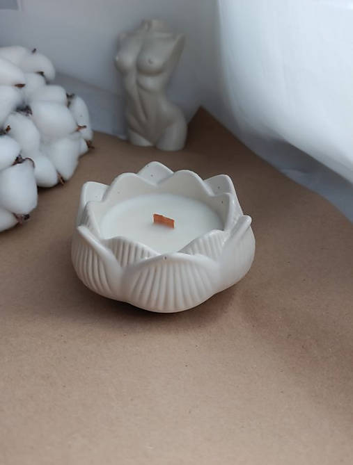 Sviečky - Sojová sviečka Lotus - 17800482_