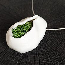 Náhrdelníky - Porcelanovy nahrdelnik REINDEER MOSS - 17805091_