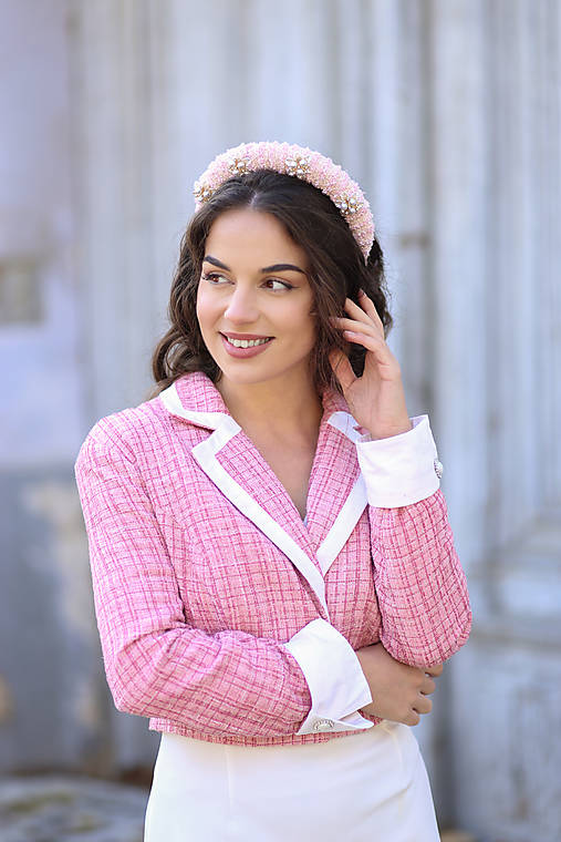 Ozdoby do vlasov - Luxusná elegantná čelenka z kolekcie Coco (ružová) - 17806471_