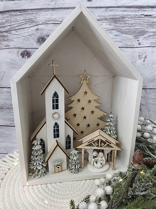 Dekorácie - Drevený svietiaci vianočný domček - 17807108_