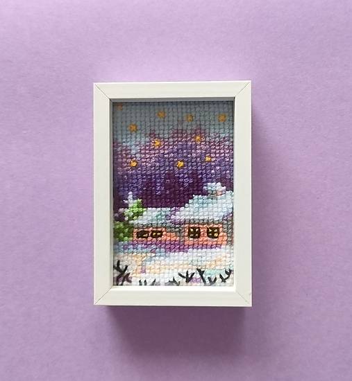 Dekorácie - Miniatúra: výšivka Zimné ticho - 17804494_