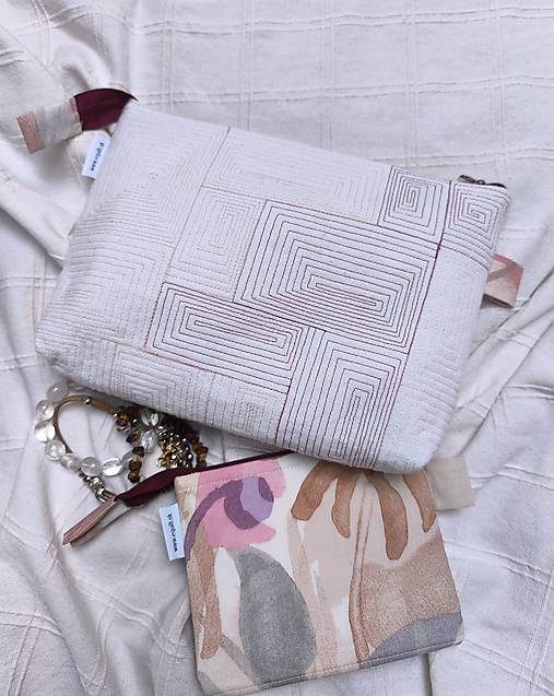 Kozmetická taštička a puzdro na okuliare (Bordová)