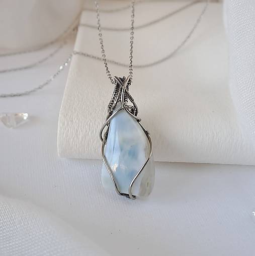 Opál modrý Owyhee svetlý