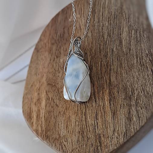 Opál modrý Owyhee svetlý