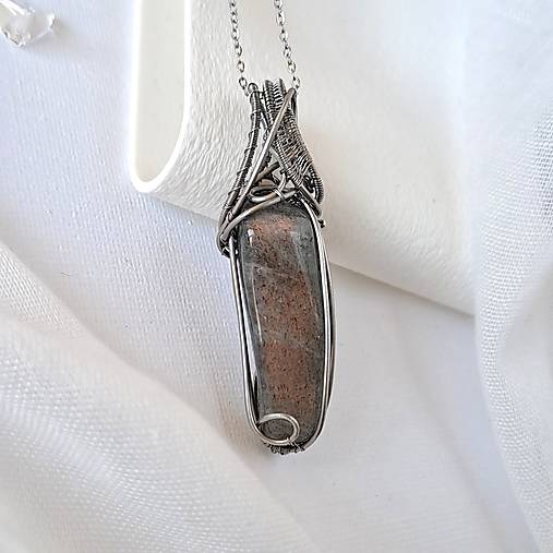 Náhrdelník labradorit dúhový 1