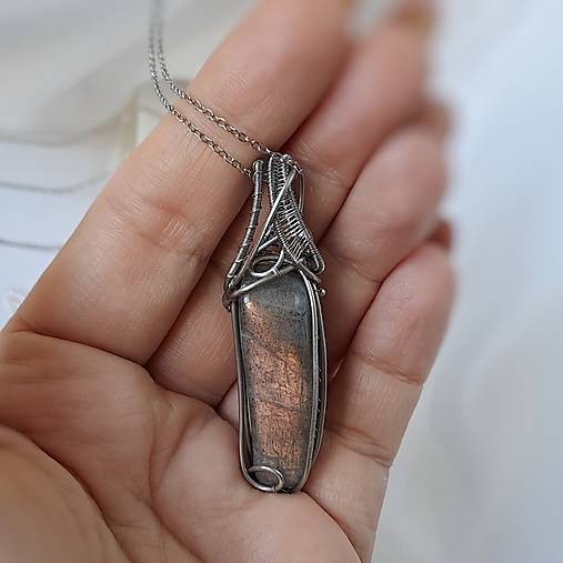 Náhrdelník labradorit dúhový 1