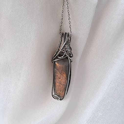 Náhrdelník labradorit dúhový 1