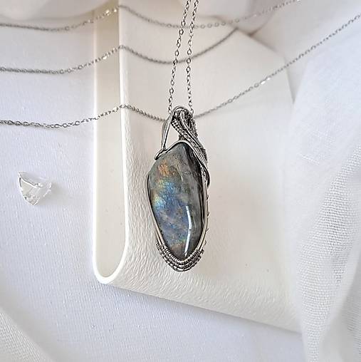 Náhrdelník labradorit dúhový 4