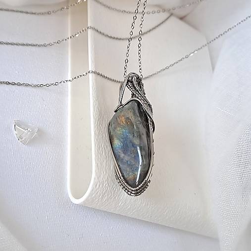 Náhrdelník labradorit dúhový 4