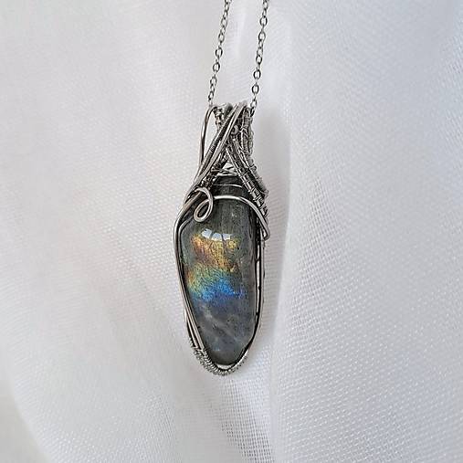 Náhrdelník labradorit dúhový 4