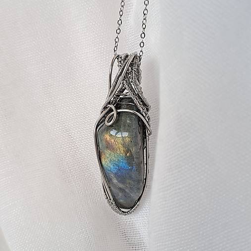 Náhrdelník labradorit dúhový 4