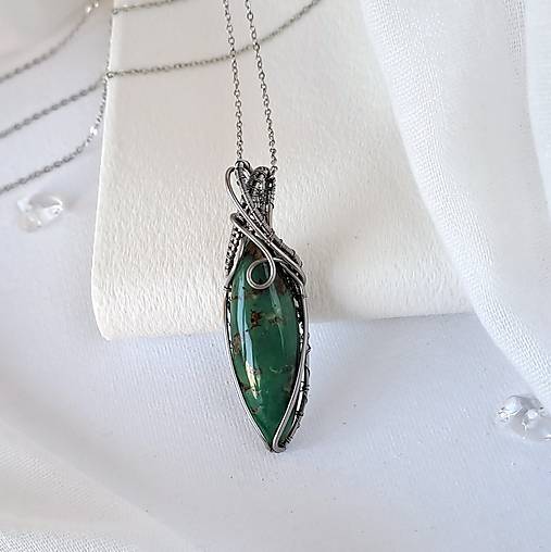 Náhrdelník chryzopras tmavý