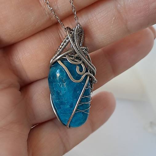 Náhrdelník s apatitom