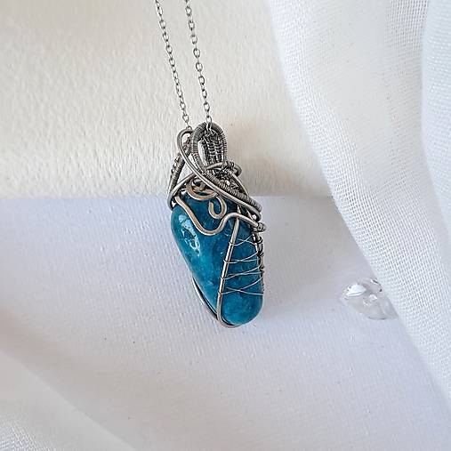 Náhrdelník s apatitom