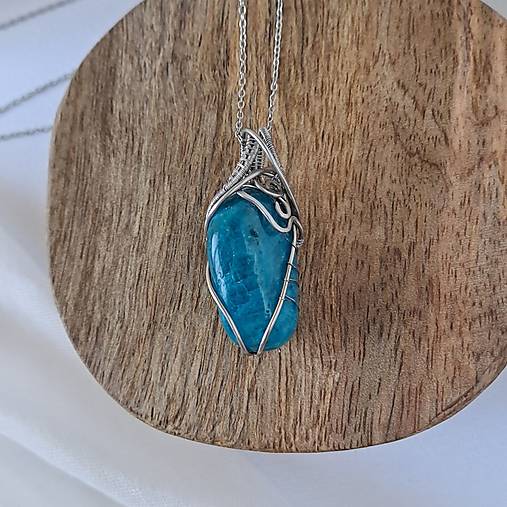 Náhrdelník s apatitom