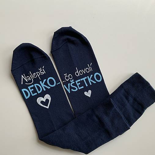 Maľované ponožky s nápisom: "Najlepší dedko, čo dovolí všetko" (tmavomodré 1)