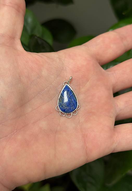 Strieborný 925/1000 prívesok s lapis lazuli