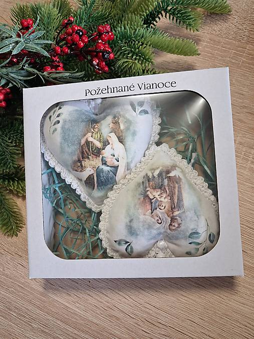 Dekorácie - Nežný darček -svätá  rodina - 17809369_