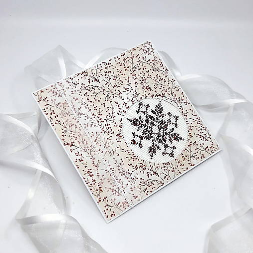 Papiernictvo - Trblietavá hviezdička - vyšívaný pozdrav - 17809957_