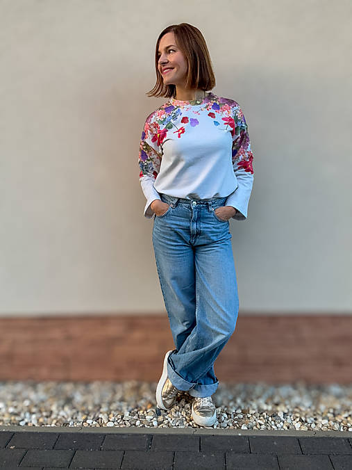 Mikina s autorskou potlačou Rozkvitni