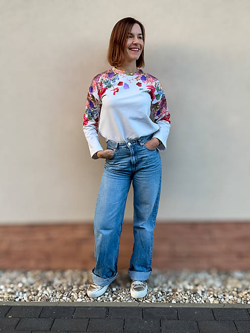 Mikina s autorskou potlačou Rozkvitni