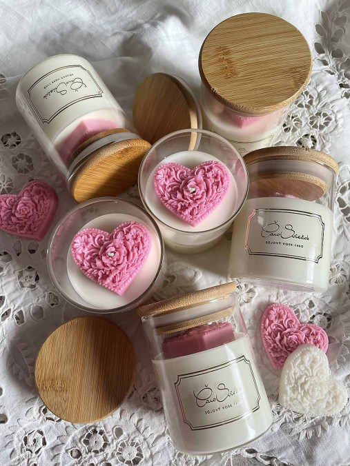 Sviečky - Sójová sviečka so srdiečkom - 17814119_