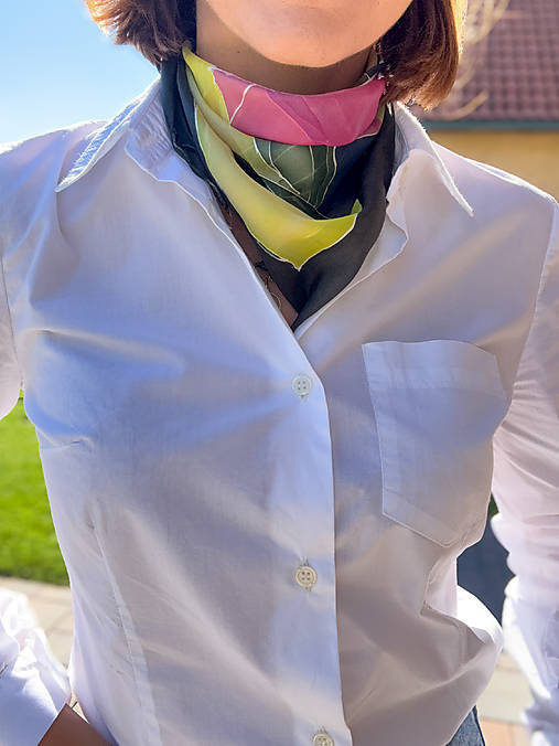 Maľovaná hodvábna šatka Farebné listy