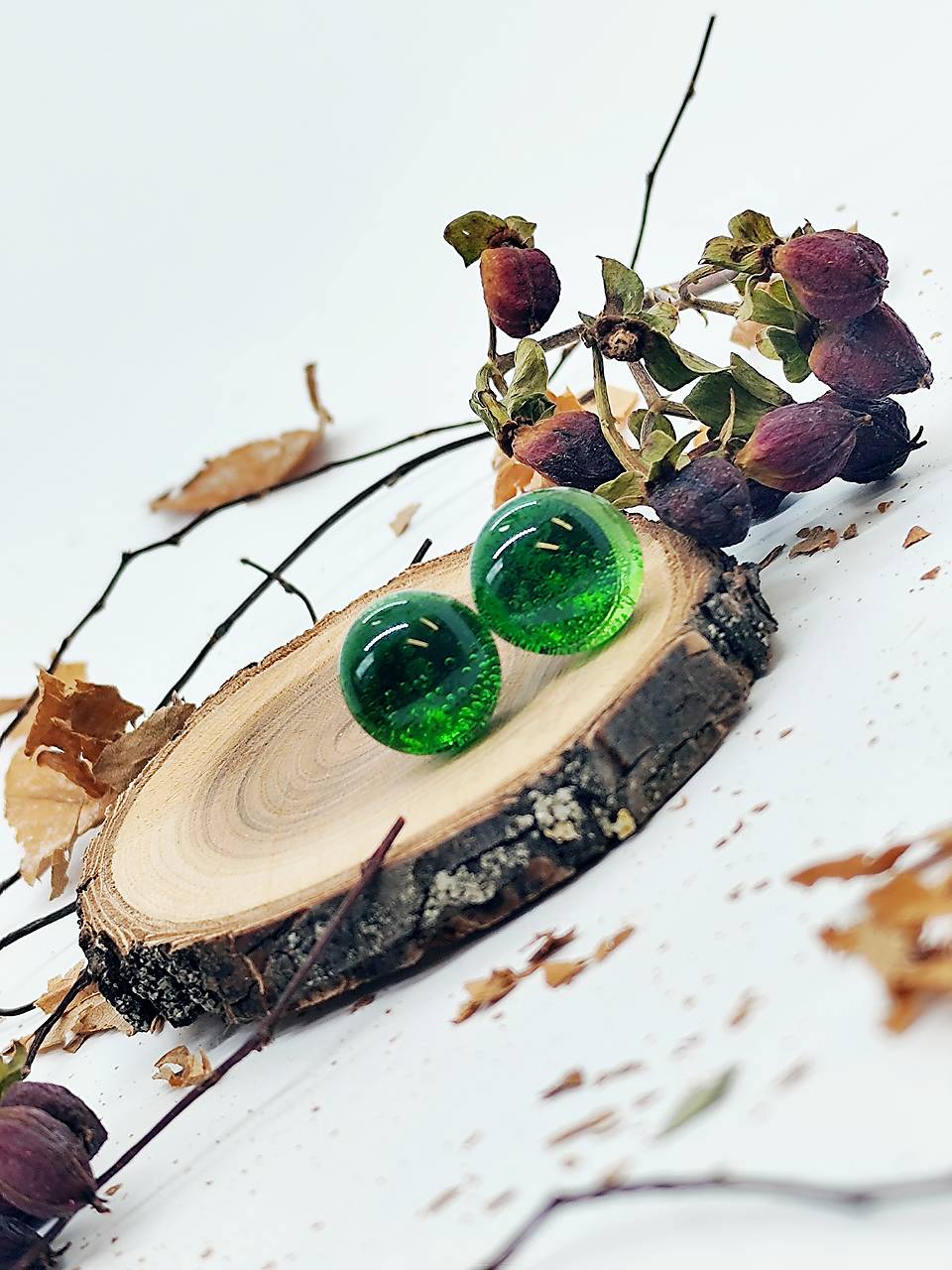 Jedinečné náušnice z vínových fliaš "CECIL"