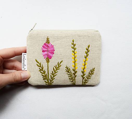 Peňaženky - Peňaženka/dokladovka - Lúčne kvety (ručna malba+zadný zips) - 17818335_