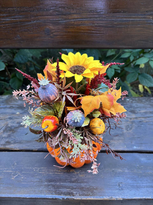 Dekorácie - jesenná dekorácia v tekvici - 17817921_