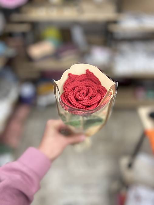 Ručne háčkovaný kvet (5)