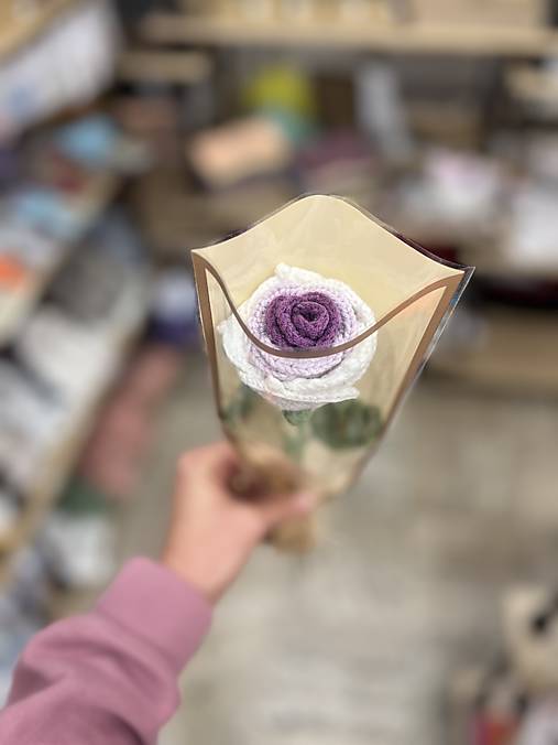 Ručne háčkovaný kvet (7)