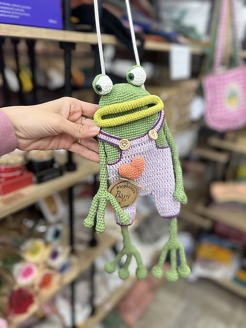 Háčkovaný obal na mobil