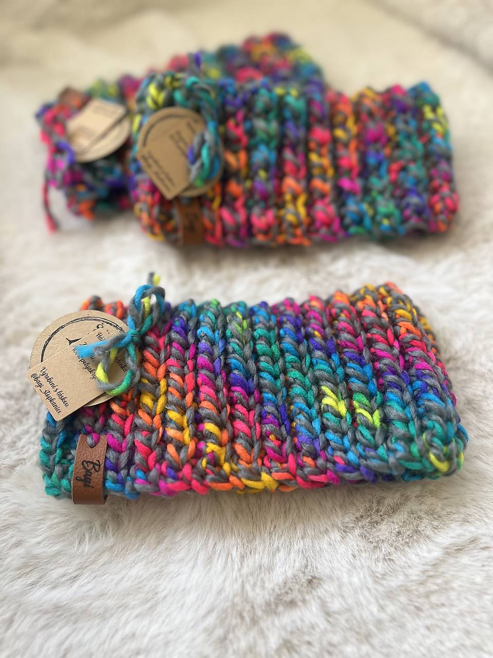 Ručne háčkovaná čelenka (100%polyakryl)