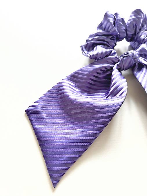Maxi scrunchie asymetrická (Fialová)