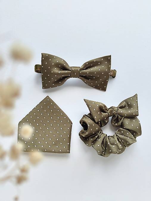 Khaki set