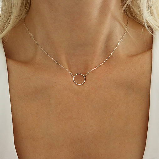 Náhrdelníky - Strieborný náhrdelník s karma krúžkom - 17823175_