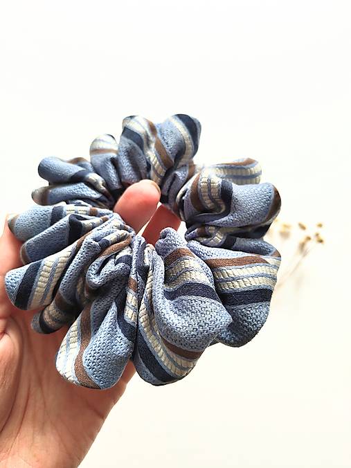 Basic MAXI scrunchie (Modrá)