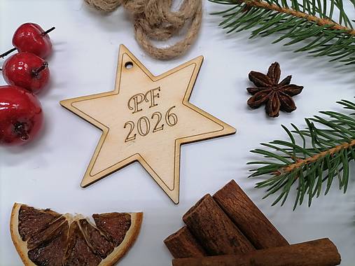 Dekorácie - Ozdoba na stromček hviezda PF 2026 - 17827114_