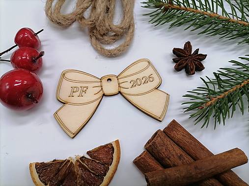 Dekorácie - Ozdoba na stromček mašľa PF 2026 - 17827116_