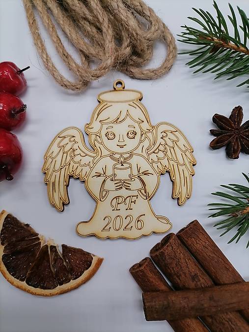 Dekorácie - Ozdoba na stromček anjelik PF 2026 - 17827129_