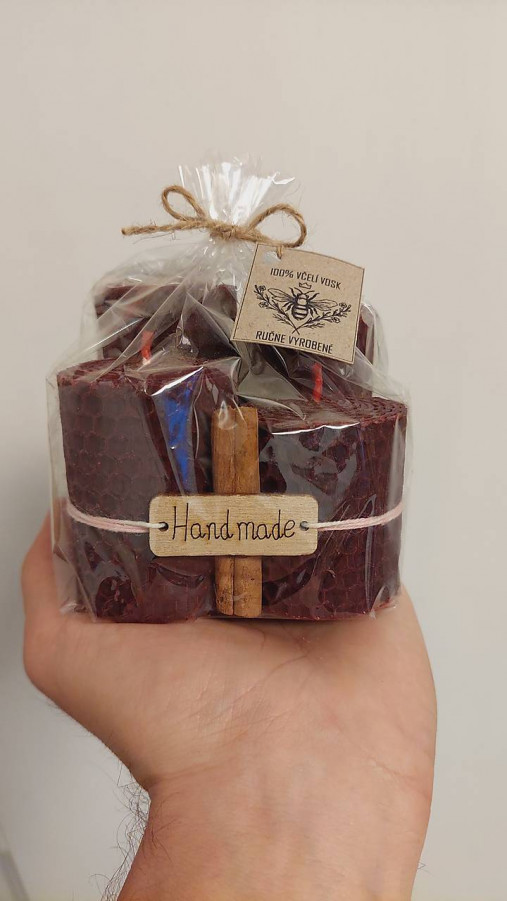 AKCIA - Sviečka zo 100% včelieho vosku - Točené hrubé - Tmavo Bordové - 5-6-7-8x4,5cm