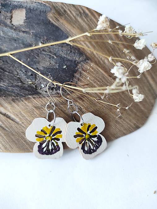 Náušnice - drevené náušnice-sirôtky v bielej - 17828524_