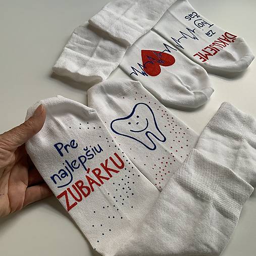 Sada maľovaných ponožiek pre najlepšiu (zubárku)