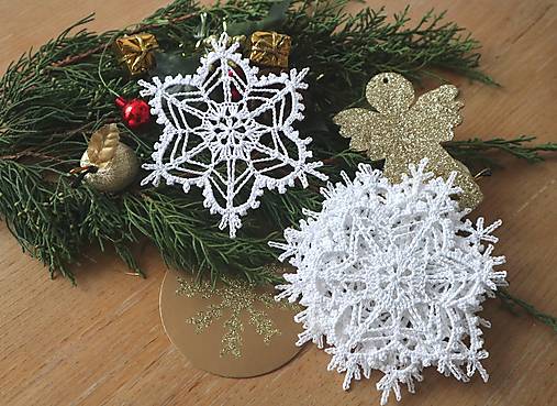 Dekorácie - Háčkované snehové vločky - 17833601_